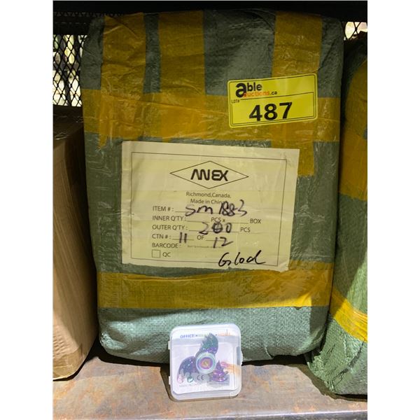 BOX OF SM1883 FIDGET SPINNERS WITH CASE