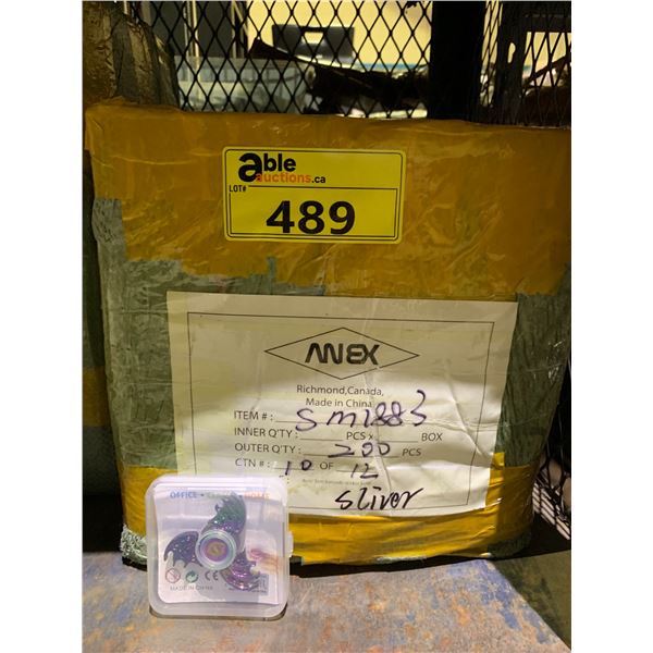 BOX OF SM1883 FIDGET SPINNERS WITH CASE