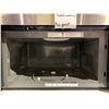 Image 2 : *TESTED WORKING* LG OTR MICROWAVE (MISSING GLASS PLATE)