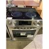 Image 1 : INSIGNIA STAINLESS STEEL 4 BURNER 1 WARMER ELECTRIC STOVE WITH CONVECTION OVEN