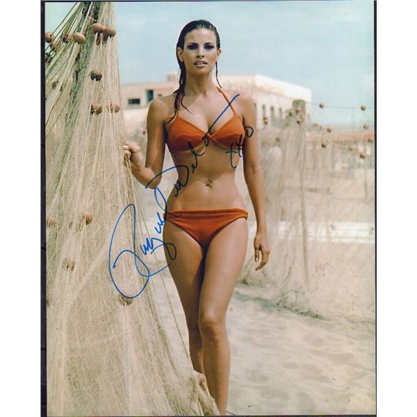 Raquel Welch signed photograph