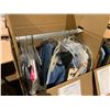 Image 2 : WARDROBE BOX OF ASSORTED CLOTHING