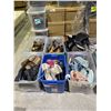 Image 1 : 6 BINS OF ASSORTED SHOES