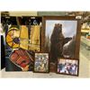 Image 1 : LOT OF LARGE FRAMED BEAR PRINT, 2 WOODEN PICTURE FRAMES AND ACRYLIC ON CANVAS