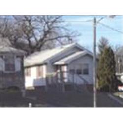 1972 Indianola Ave, Des Moines, IA