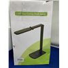 Image 1 : LED Desk Lamp