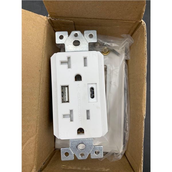 Dual USB Charger with 20A Duplex Tamper Resistant Receptacle