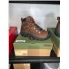 Image 1 : Keen Women's Pyrenees Hiking Boot Color Syrup Size 7