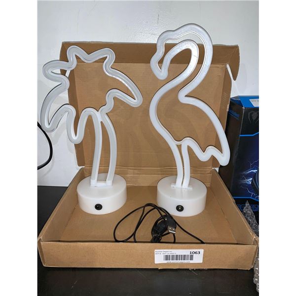 Palm Tree & Flamingo Light Up LED Decoration Lights