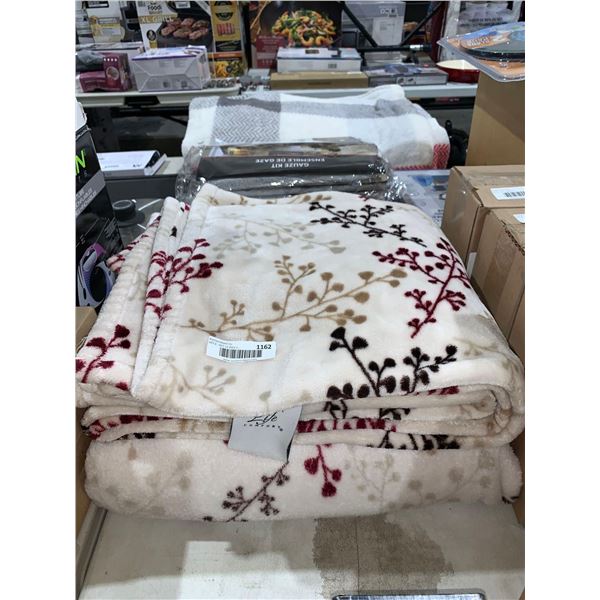 Life Comfort Reversible Blanket Queen