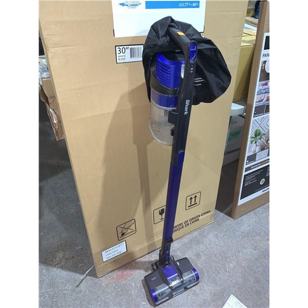 Shark Cordless Pet Plus Stick Vacuum - HAS CHARGER