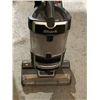 Image 2 : Corded Shark Vacuum