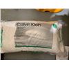Image 1 : Lot of 2 Calvin Klein Premium Luxury Pillows, King Size