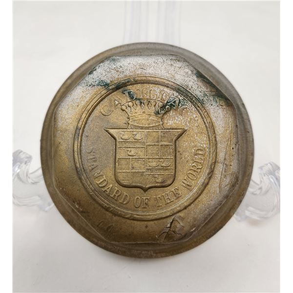 1933 Cadillac DE Lasse Grease Cap