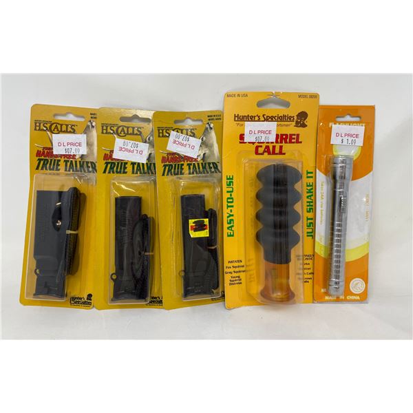 Hunters Pack Deer and Squirrel Calls and Flashlight