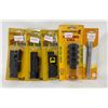 Image 1 : Hunters Pack Deer and Squirrel Calls and Flashlight