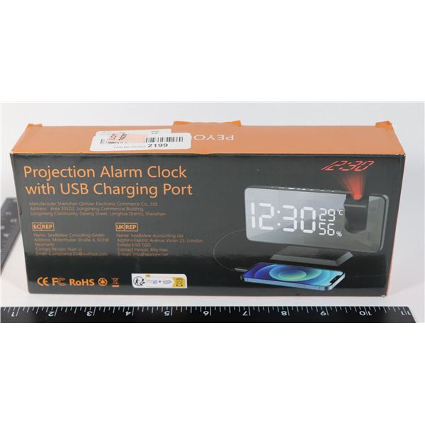 OPEN BOX: PROJECTION ALARM CLOCK WITH USB CHARGE