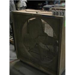 SHOP MADE, SQUARE SHOP FAN