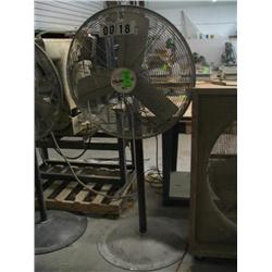 LAKEWOOD, PEDESTAL FAN