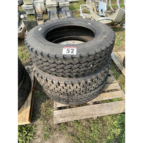 1- 275/70R 22.5 M&S S815. 2- 11R 22.5 Radial S753 (with rims)