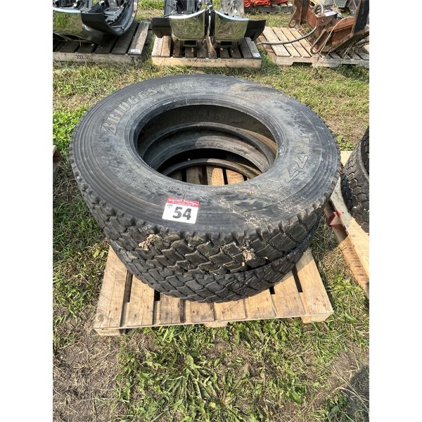 2- 11R 24.5 Radial M 775