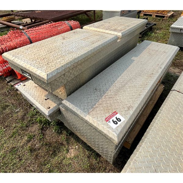 3 truck boxes 1(18x5ftx15) 1(17x58x15) 1(20.5x5ftx19.5)