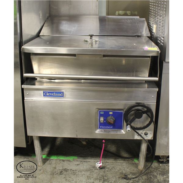 CLEVELAND COMMERCIAL TILTING KETTLE - NATURAL GAS