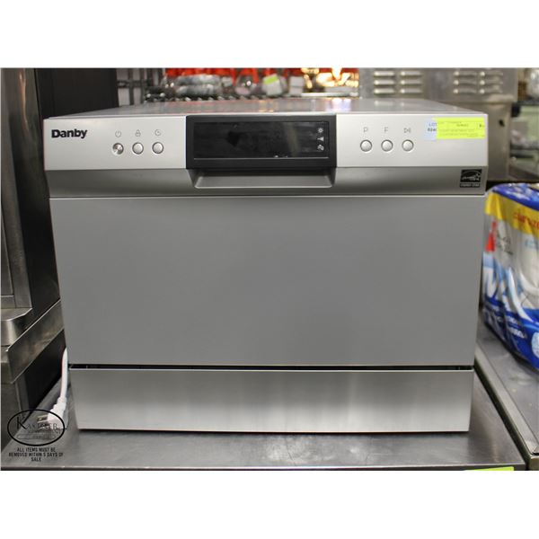 DANBY APARTMENT SIZE COUNTERTOP DISHWASHER