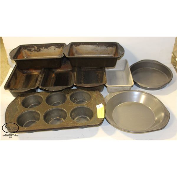 LOT OF ASSORTED BAKING PANS INCL: TWO 6-CUP MUFFIN