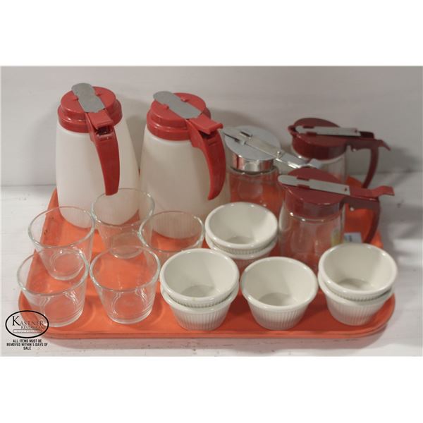 TRAY W/ SYRUP DISPENSERS & RAMEKINS