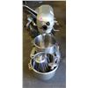 Image 1 : HOBART APPROX 20QT STAND MIXER W/ 2 BOWLS,