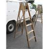 Image 2 : RED TOP 6' WOODEN LADDERS X3