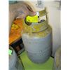 Image 1 : T-30-400 RECLAIM CYLINDER TRANSFER CYLINDER 14.9 R22 GAS