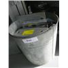 Image 1 : BUCKET OF UNISTRUT FEET