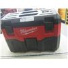 Image 2 : MILWAUKEE M18 0880-20 2GAL WET/DRY VACUUM