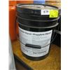 Image 1 : 5 GALLON UNIVAR PROPELYENE GLYCOL