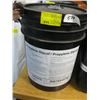 Image 1 : 5 GALLON UNIVAR PROPELYENE GLYCOL