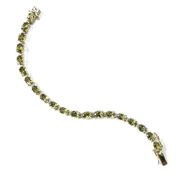Vibrant-Verdant Green Tourmaline Diamond Bracelet