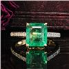 Image 3 : Zambian Emerald Ring with Diamond Shoulders