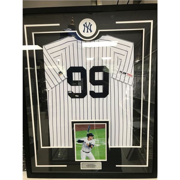 AARON JUDGE SIGNED AND CUSTOM FRAMED MAJESTIC JERSEY (FANATICS COA)