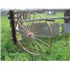 Image 5 : Wagon wheel corral gate