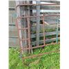 Image 2 : Corral panel walk through gate