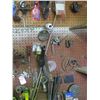 Image 2 : Lot of assorted items hanging on pegboard - pegboard not included