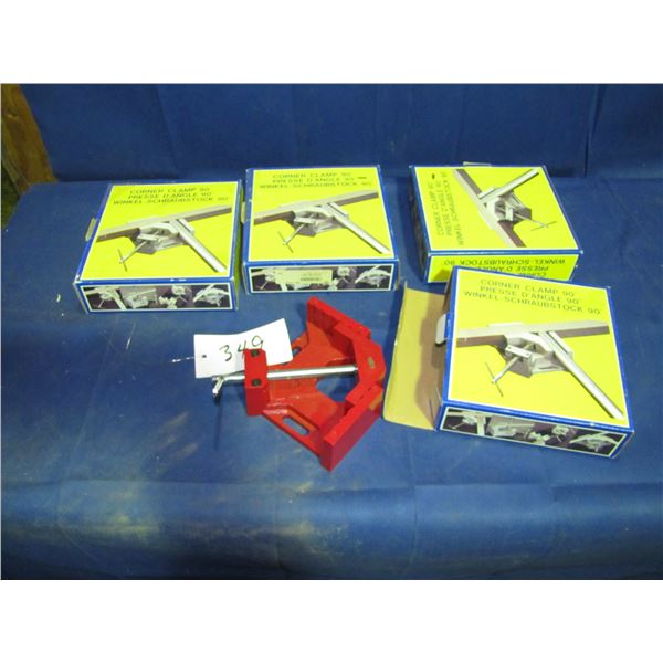 Lot of 90 degree corner clamps