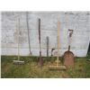 Image 1 : Lot with brooms, fork, shovel Etcetera