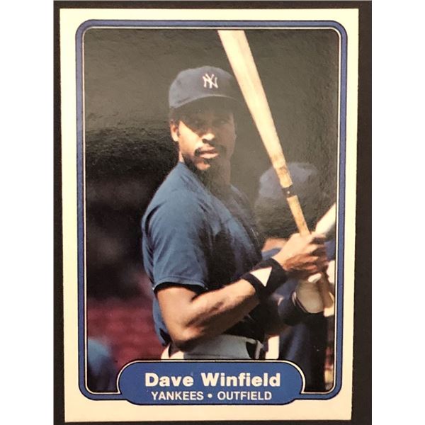 1982 FLEER Dave Winfield (HOF)