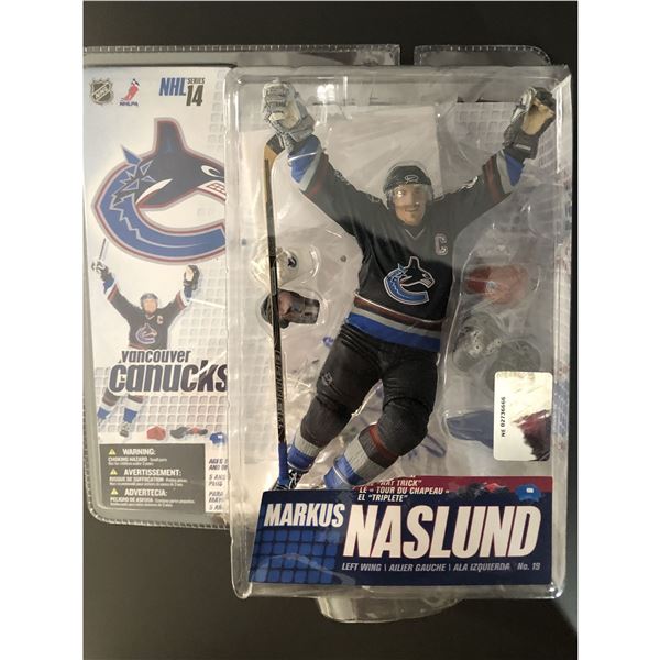 McFARLANE Markus Naslund autographed w/ COA