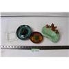 Image 1 : (4) Ashtrays