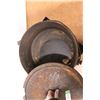 Image 3 : *Cast Iron Pot (Lid Cracked ) + Metal Stand w/ Propane Burner