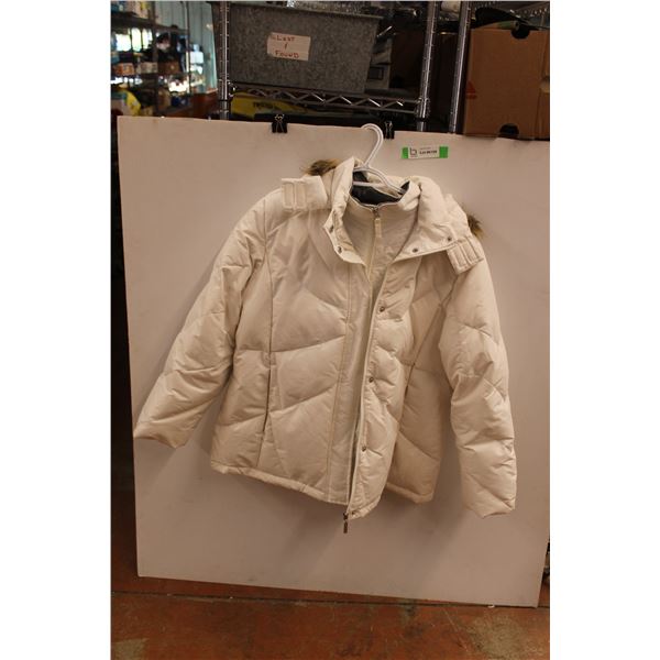 *B.U.M. Equipment White Down Ladies Jacket